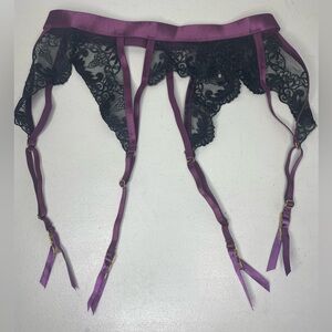 Satin and Lace Garter Belt Size Medium Feminine Victorian